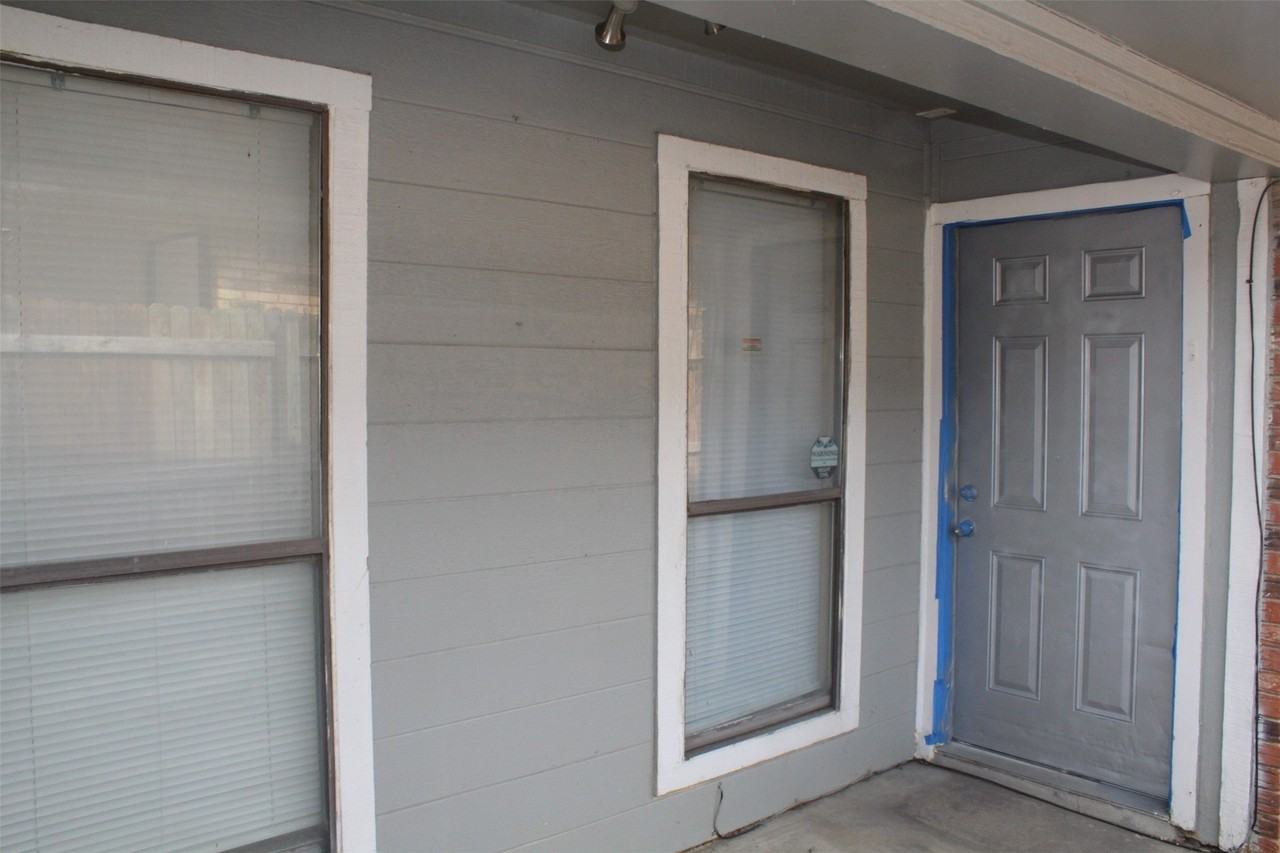 9022 Greenmound Ave - Photo 2 of 26