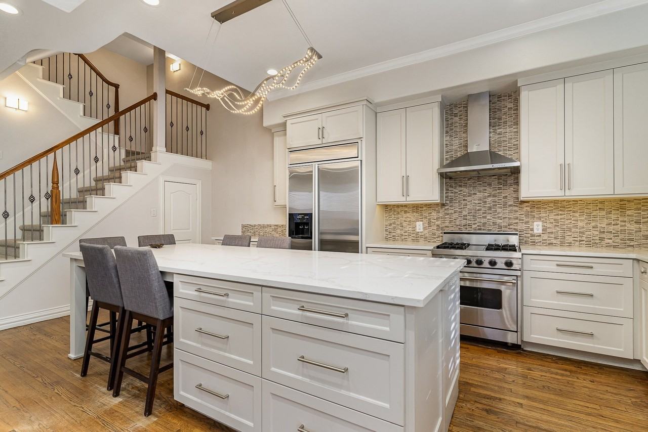 3314 Blackburn St - Photo 5 of 12