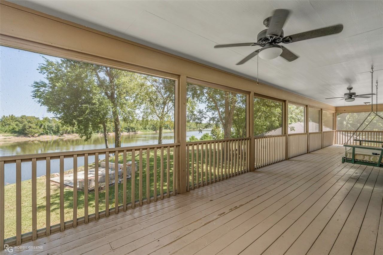 1254 Wells Island Rd - Photo 4 of 25