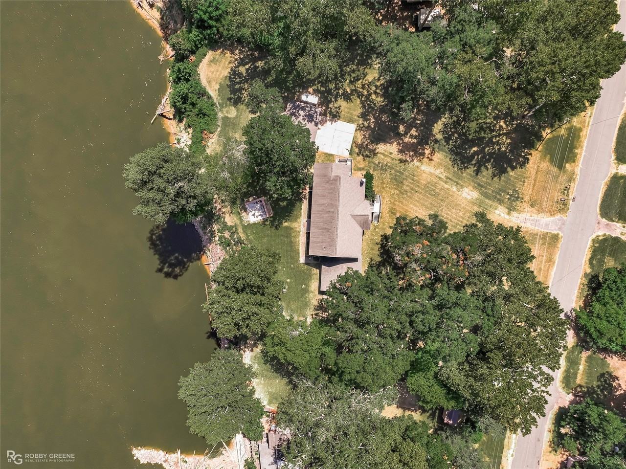 1254 Wells Island Rd - Photo 6 of 25