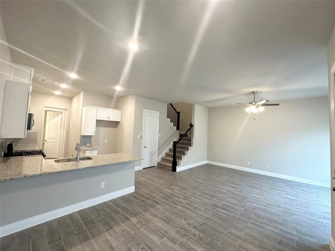 6261 Rilla St - Photo 2 of 21