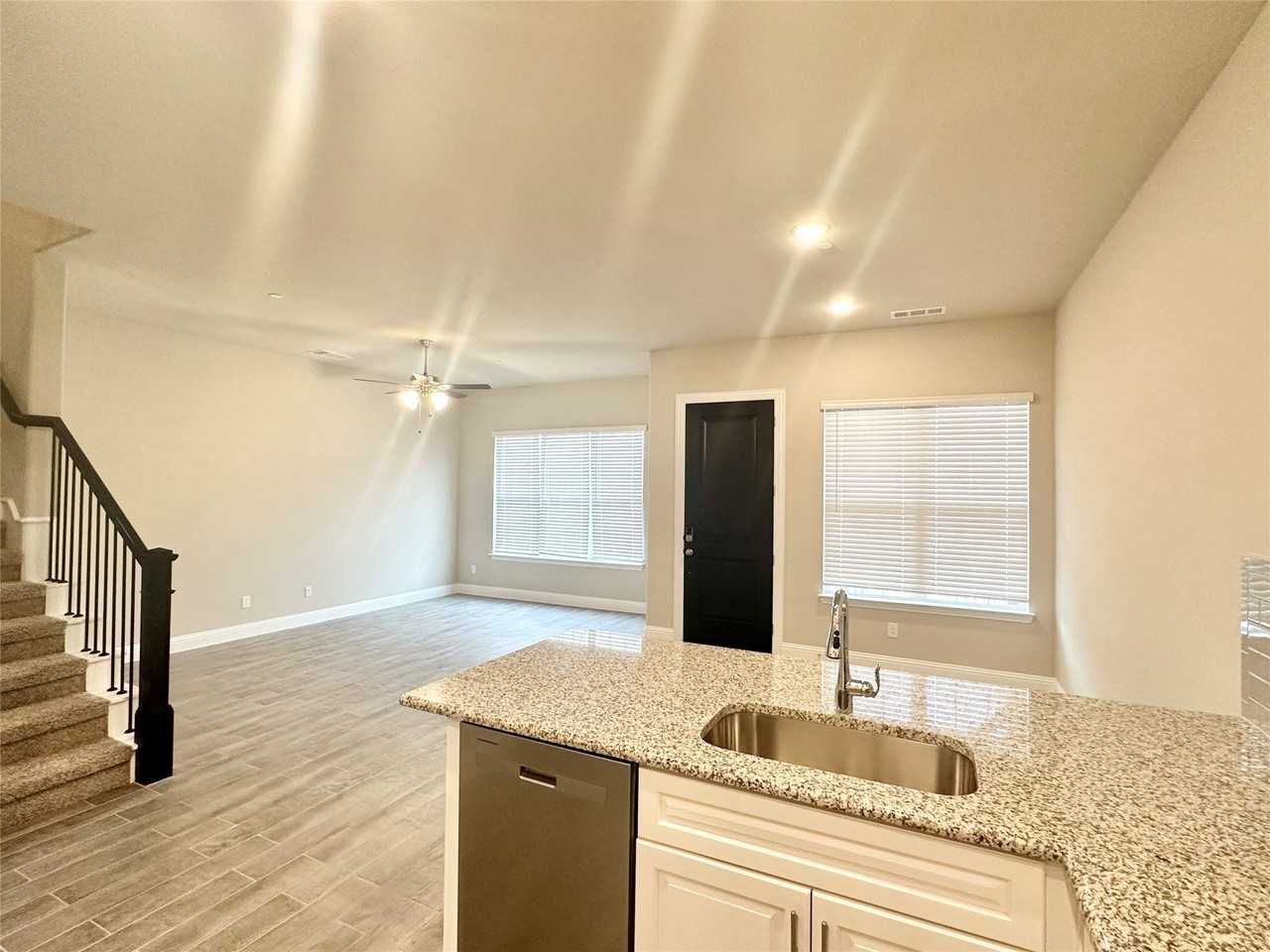 6261 Rilla St - Photo 4 of 21