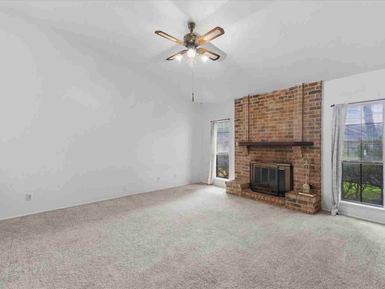 7612 Jerome Dr - Photo 6 of 32