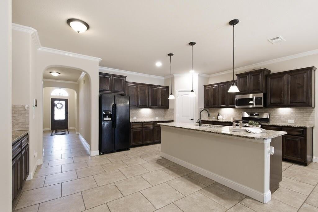 6505 Patriot Pkwy - Photo 5 of 25