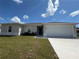 featured image of 340 Dolphin St Se