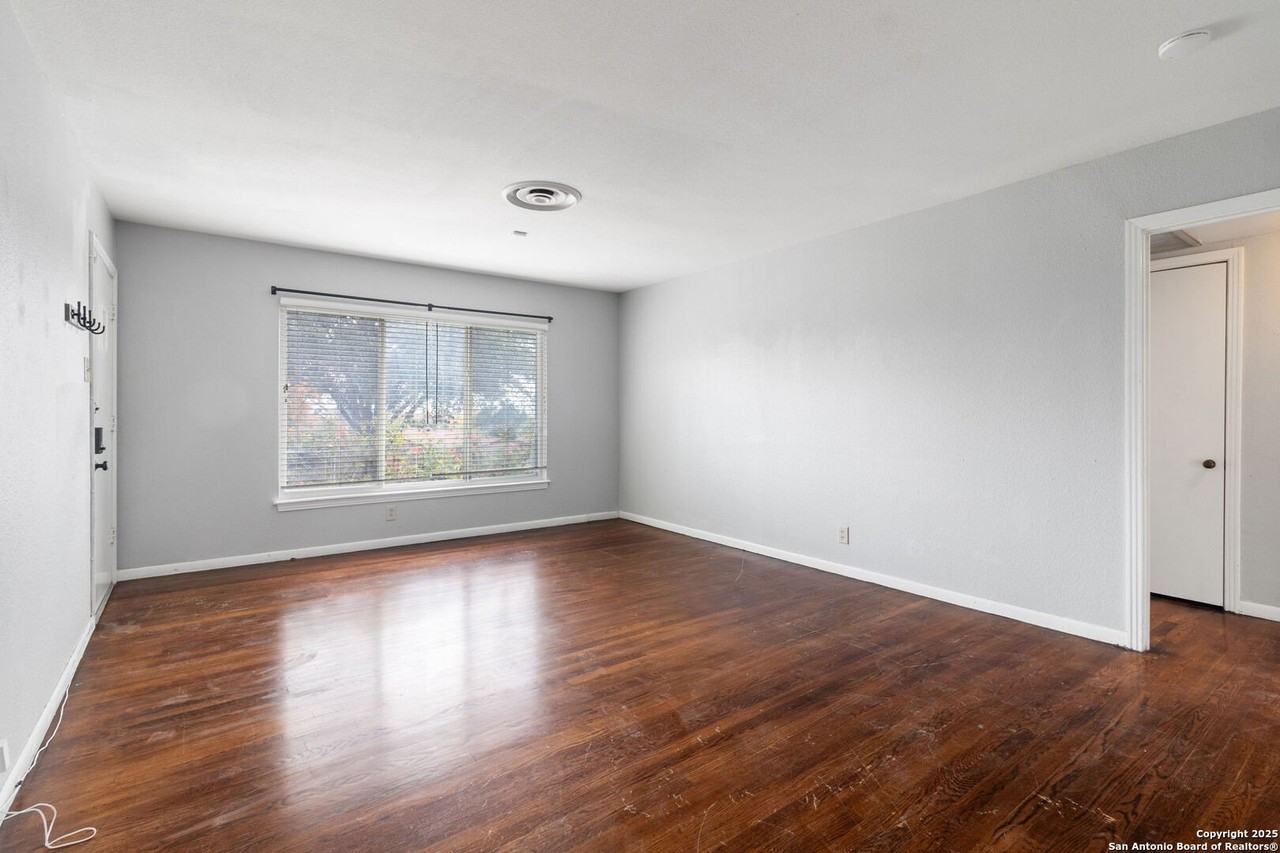 311 Karen Ln #A - Photo 3 of 17
