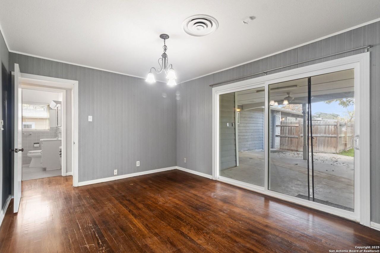 311 Karen Ln #A - Photo 4 of 17
