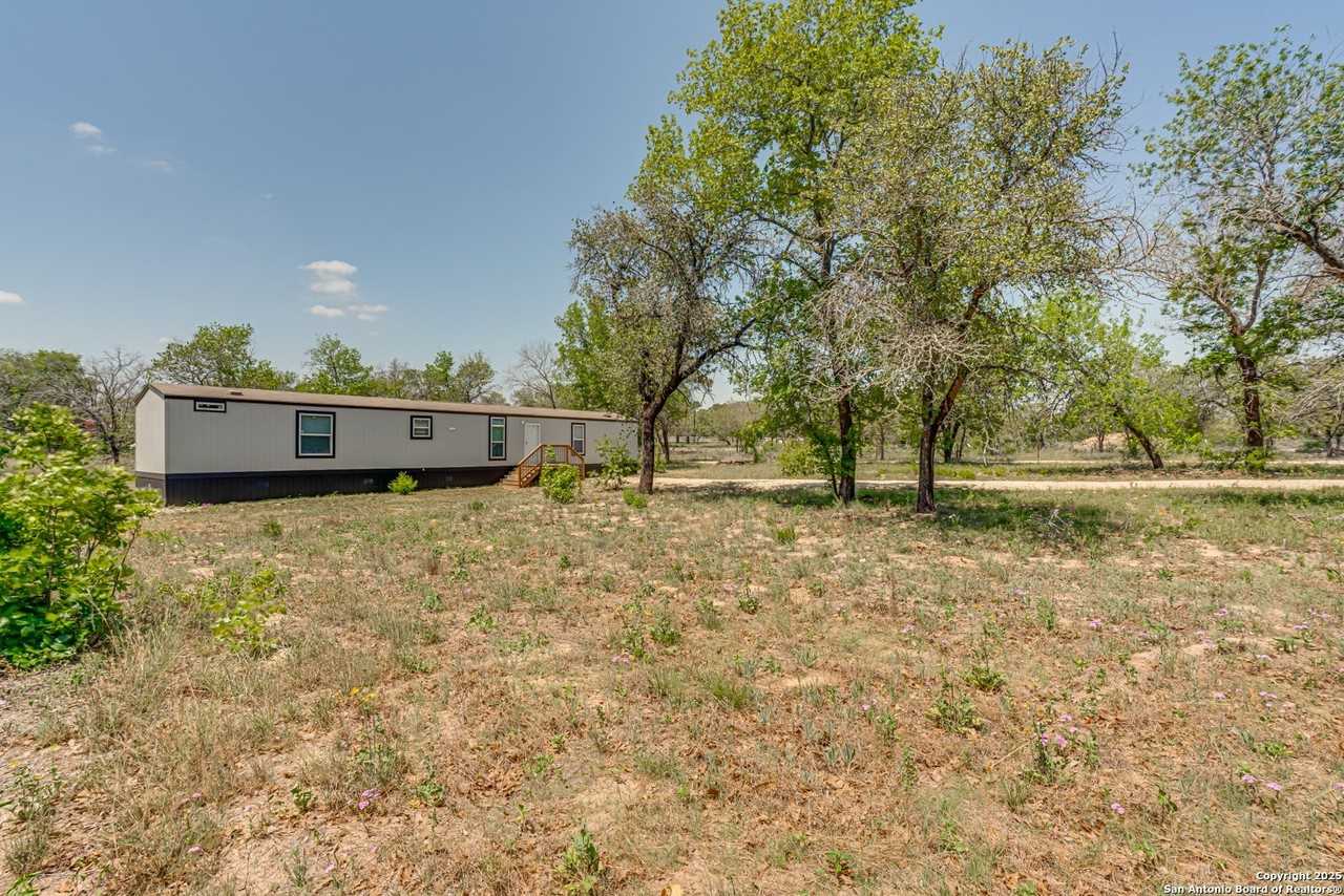 78 Spanish Oak Rd - Photo 6 of 48