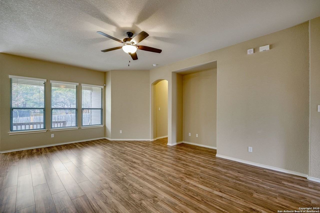 1031 Windy Pond - Photo 5 of 21