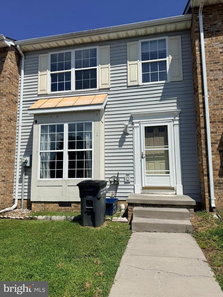 103 Sutton Ct - Photo 2 of 24