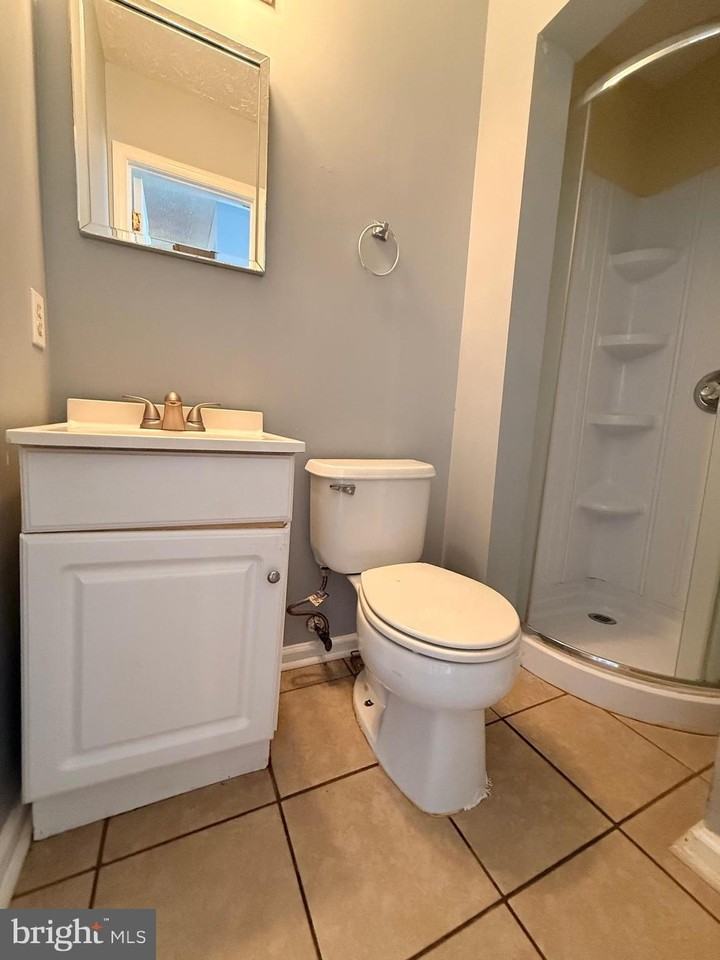 103 Sutton Ct - Photo 6 of 24