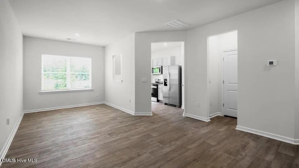 248 Otter Lodge St - Photo 2 of 33