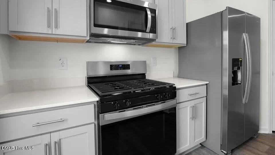 248 Otter Lodge St - Photo 4 of 33