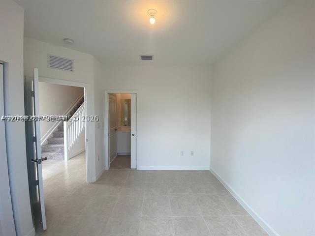 575 Ne 208th Ter #575 - Photo 5 of 42