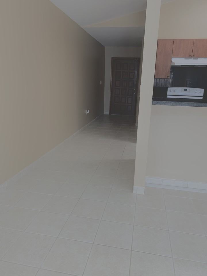 13566 SW 11th Ln - Photo 4 of 38