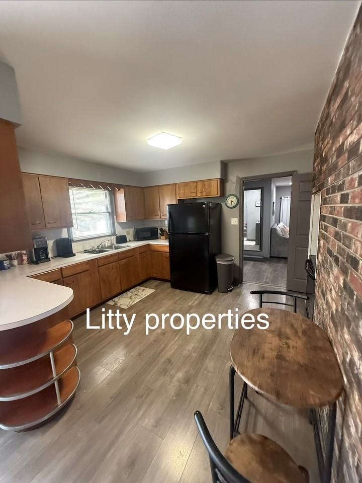 5730 Highway 62 E #1 - Photo 3 of 11