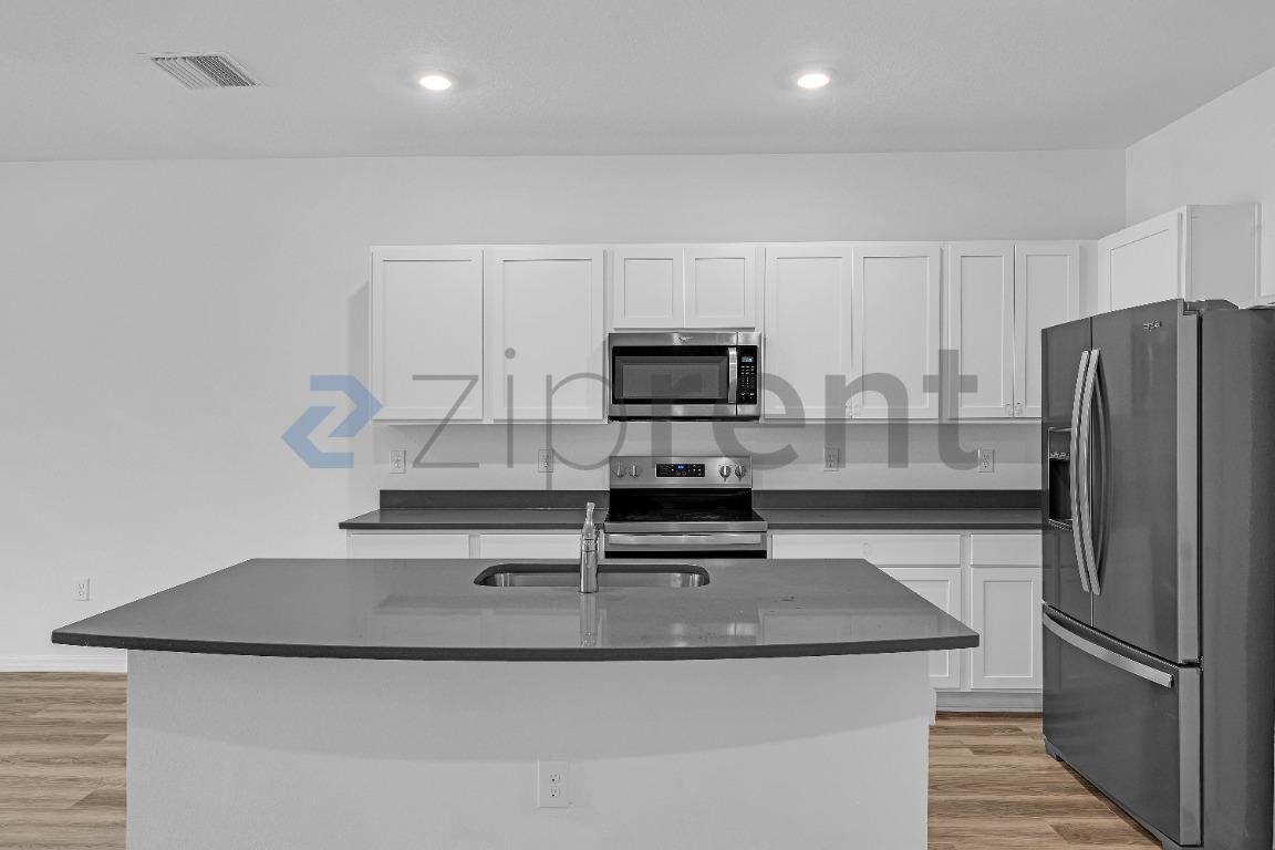 226 Royal Spoonbill Dr - Photo 7 of 26