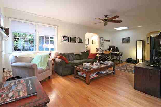 2345 Dartmouth St - Photo 2 of 9