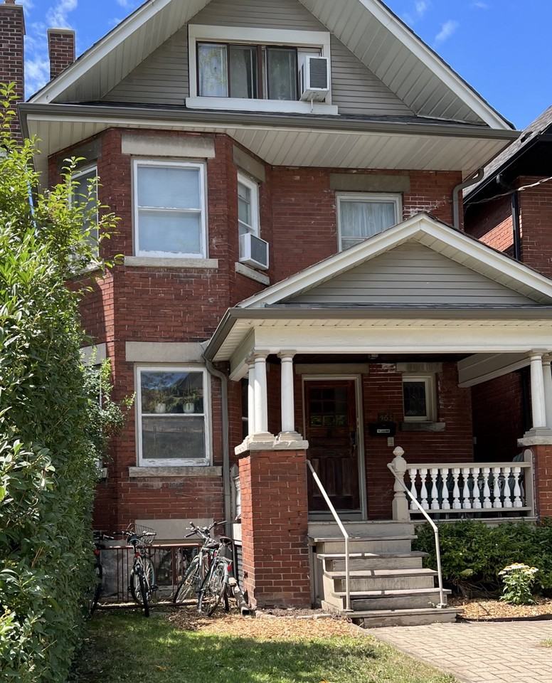 466 Gladstone Avenue #Bsmt