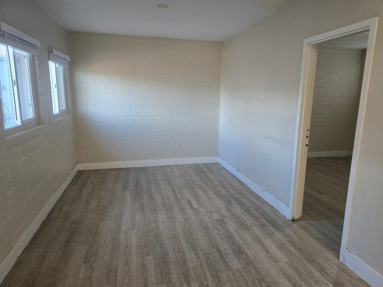 HERNANDEZ PRINCETON 1911 NORTH LAS VEGAS NV 89030 - Photo 4 of 32