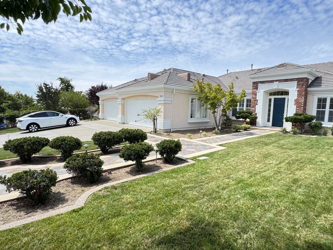 48401 Costa Mesa Ter - Photo 3 of 34