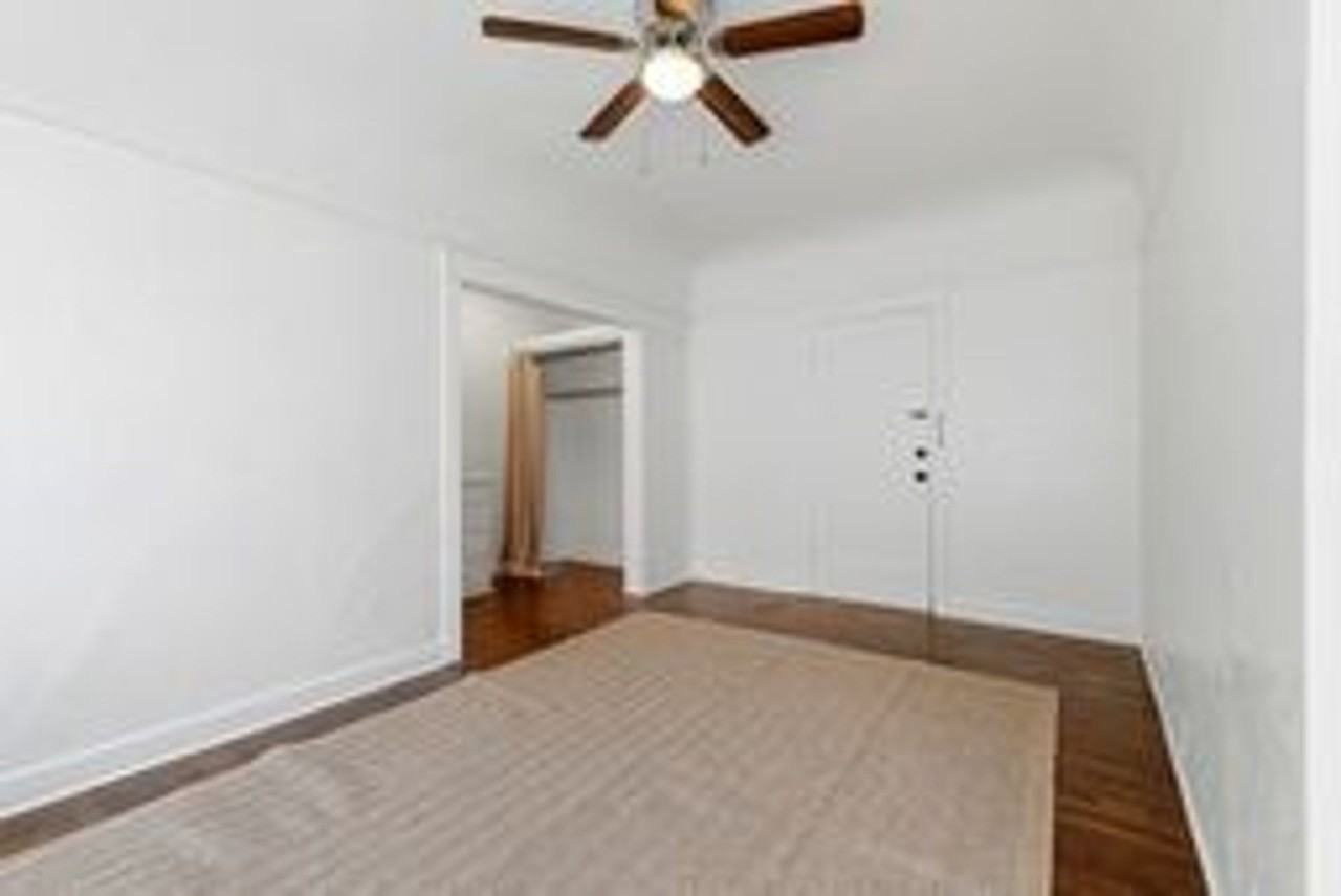 Melrose Apartments - Photo 5 of 22