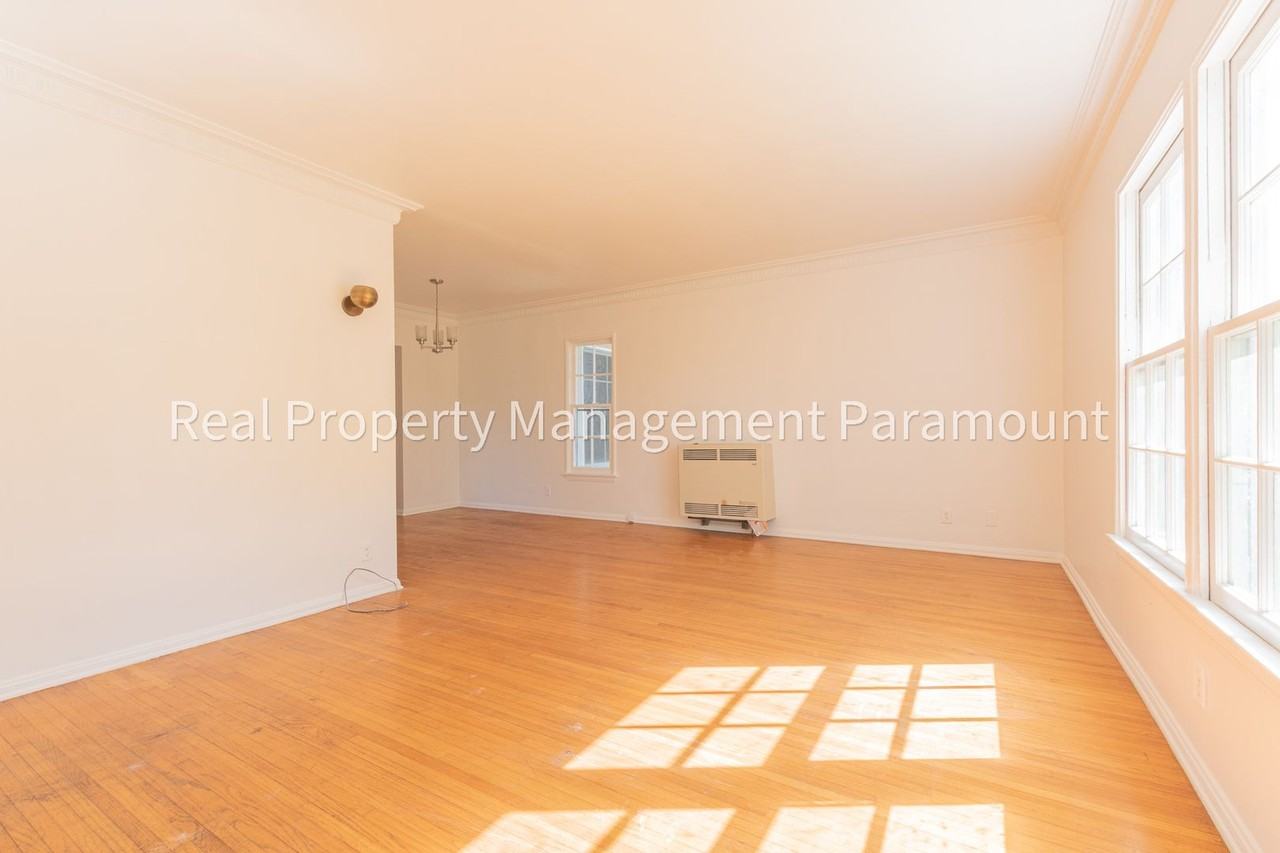 1460 S Orange Grove Ave - Photo 3 of 17