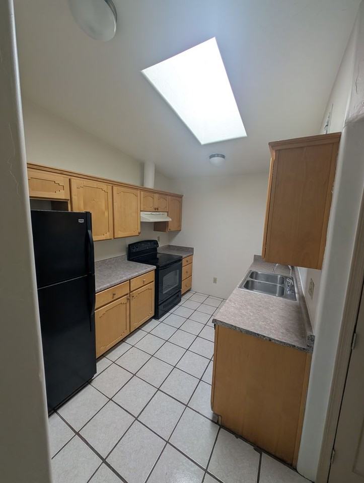 2319 N Sonoita Ave #1101 - Photo 6 of 19