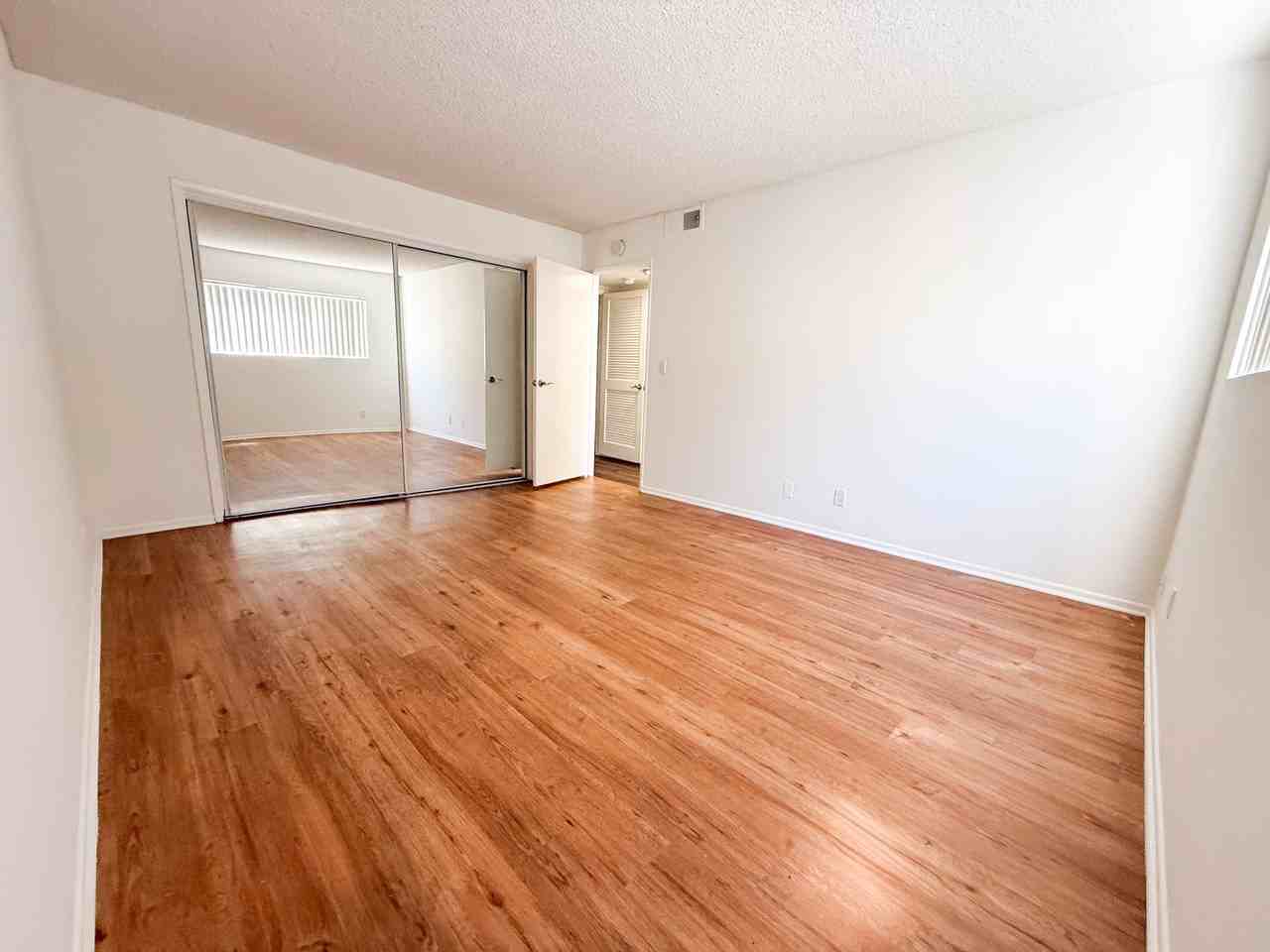 11825 Magnolia Apartments - Photo 4 of 36
