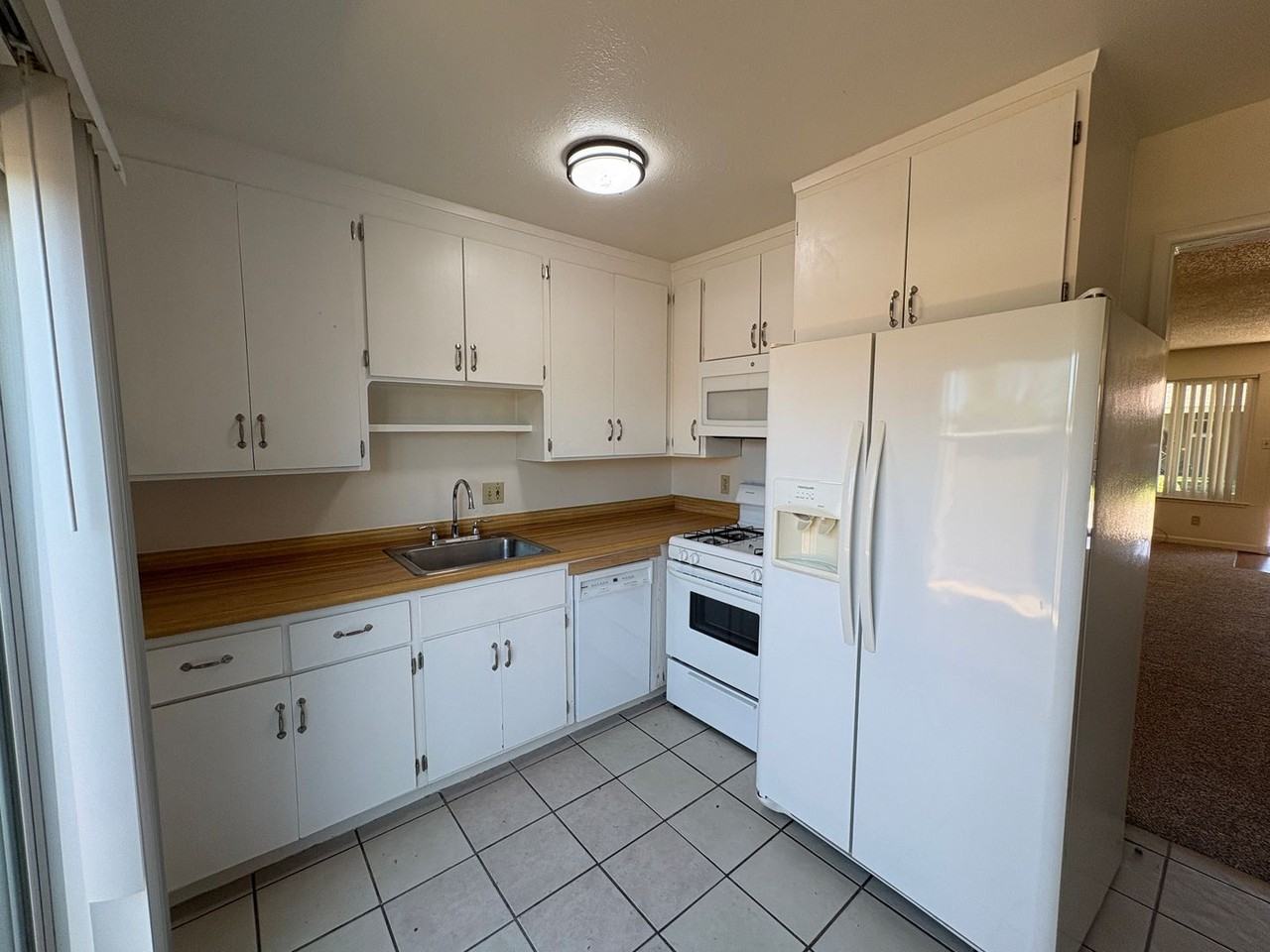 River's Bend Apartments - Photo 5 of 23