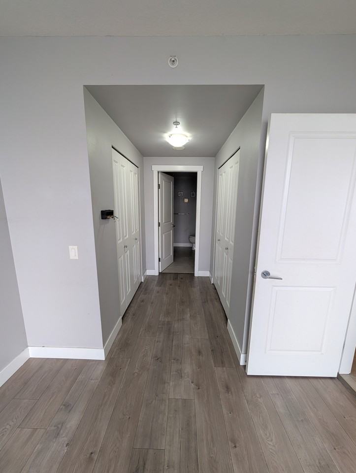 9222 University Crescent - Photo 2 of 8