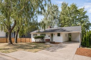 featured image of 7407 Sw 36th Ave