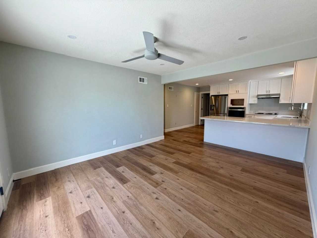 23743 Clayton St - Photo 5 of 11