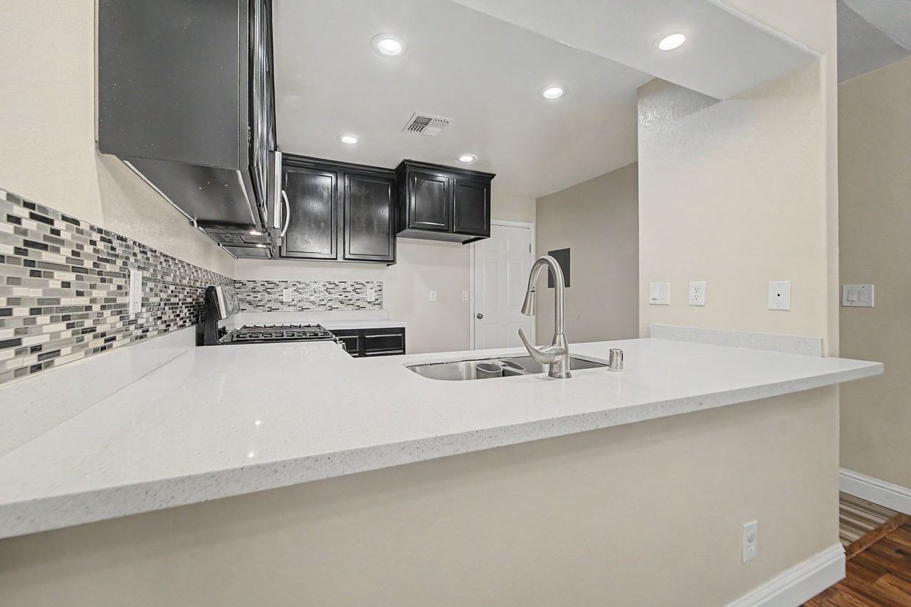 1741 Wildflower Cir - Photo 6 of 16