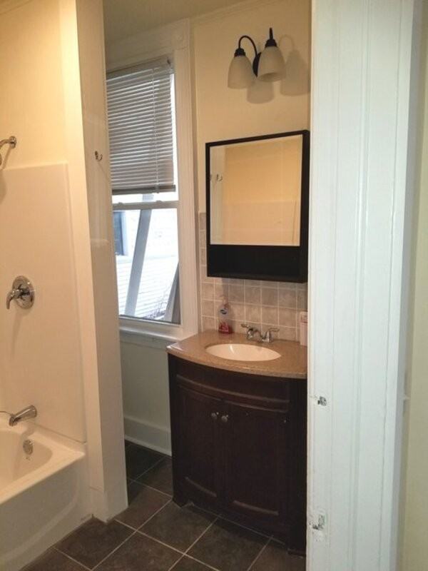 8 S Willard St - Photo 4 of 9