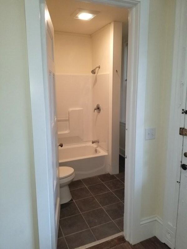 8 S Willard St - Photo 5 of 9