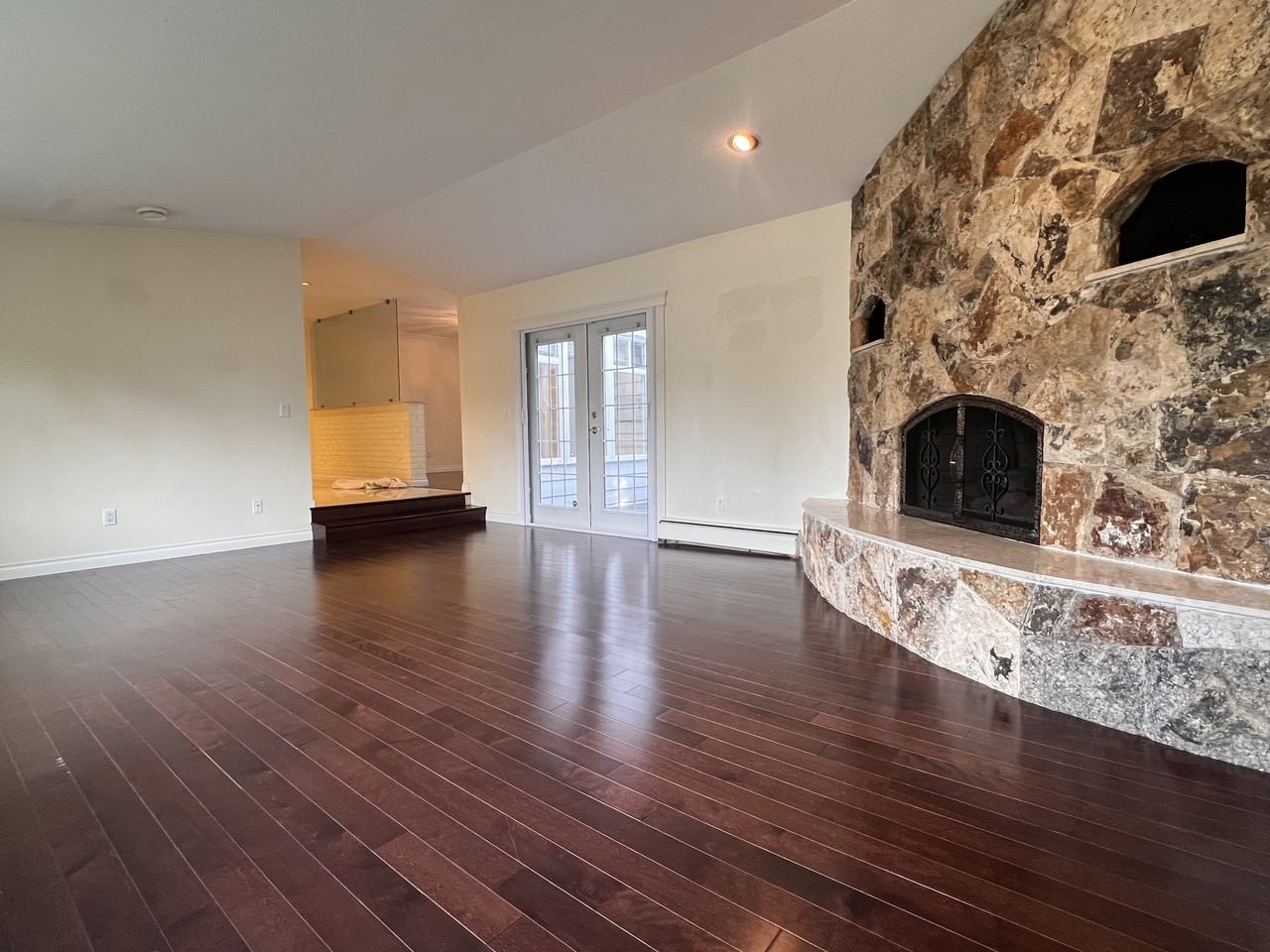 918 Runnymede Avenue - Photo 6 of 28