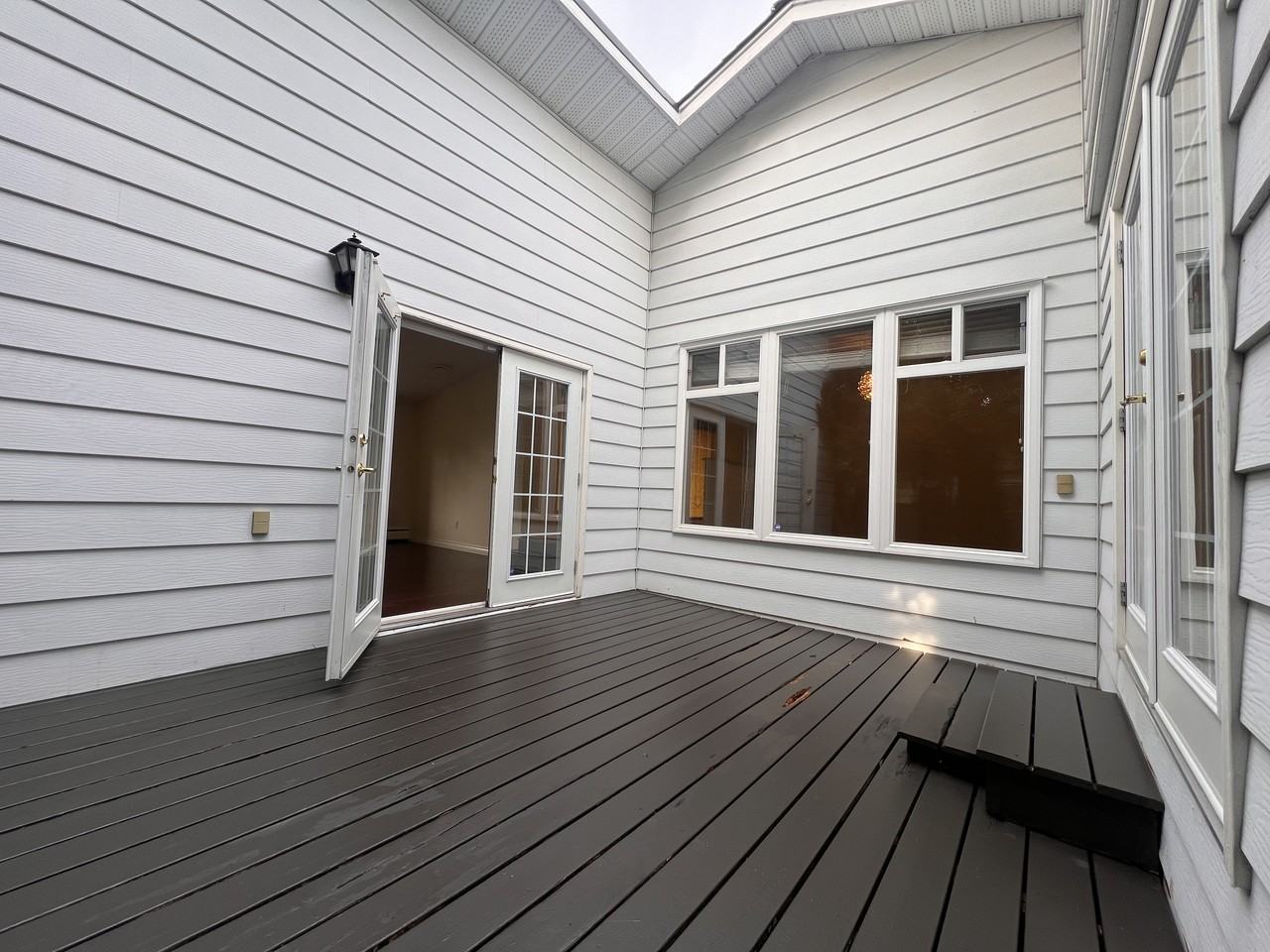918 Runnymede Avenue - Photo 7 of 34