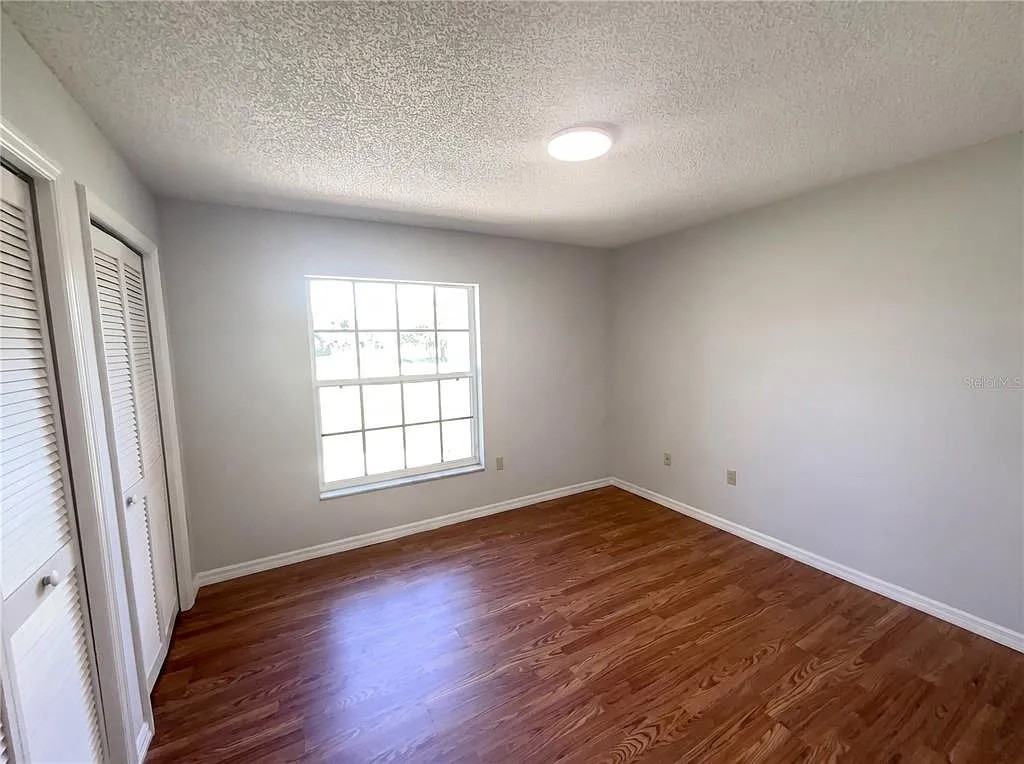 1750 Evergreen Court - Photo 2 of 7