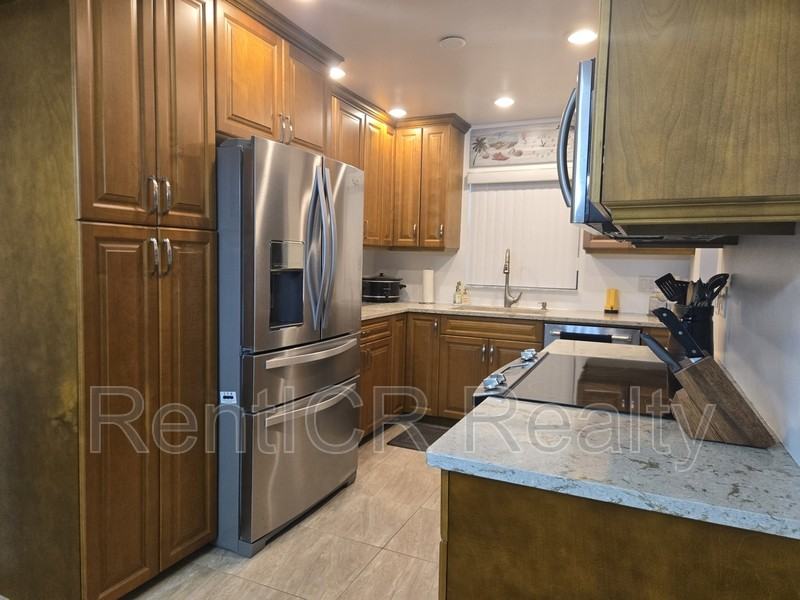 14255 Rosemary Ln #8220 - Photo 5 of 16