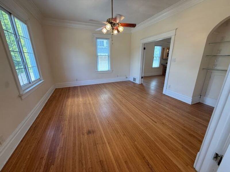 1510 W Columbia Ter - Photo 5 of 17