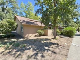featured image of 1416 Myrtle St
