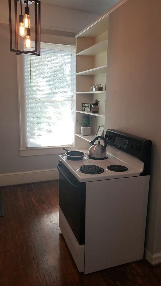 1806 E North Street - Photo 6 of 21