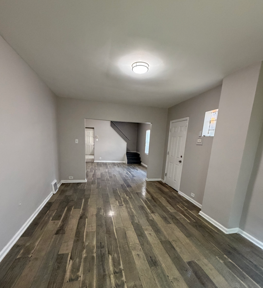 11550 S Church St - Photo 2 of 10