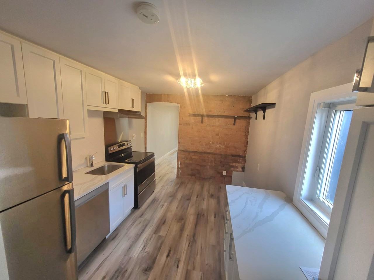 18 Crooks Street - Photo 4 of 11