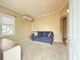 featured image of 305 4th Ave