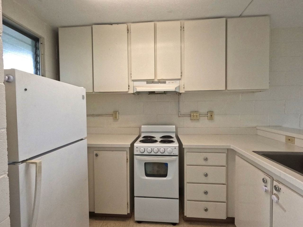 Affordable 2BR/1BA Apartments with Lanai Near Civic Auditorium – Income Limits Apply - Photo 4 of 11