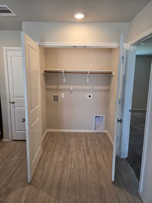 9022 Griffith Run - Photo 2 of 11