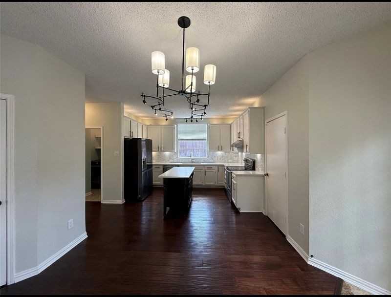 10700 Jackson Ln - Photo 6 of 30