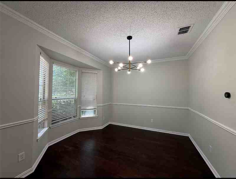 10700 Jackson Ln - Photo 7 of 30